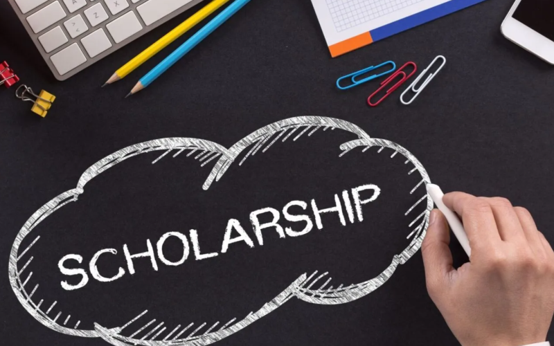 Scholarship & Financial Aid Guidance